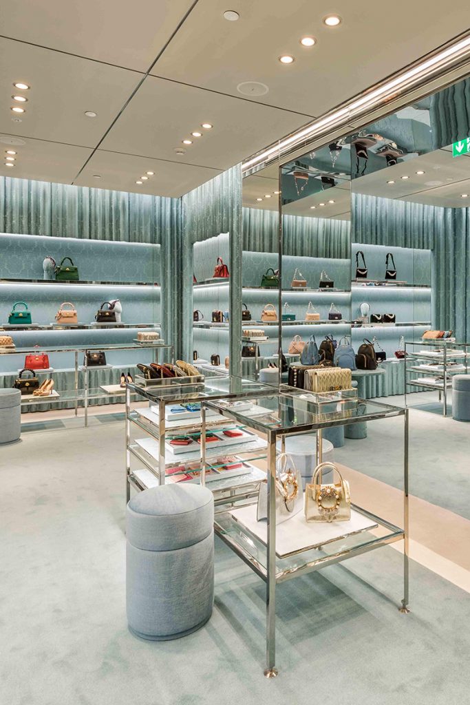 Glamorous Miu Miu store interior, Jeddah, Saudi Arabia by architect and interior designer Roberto Baciocchi.